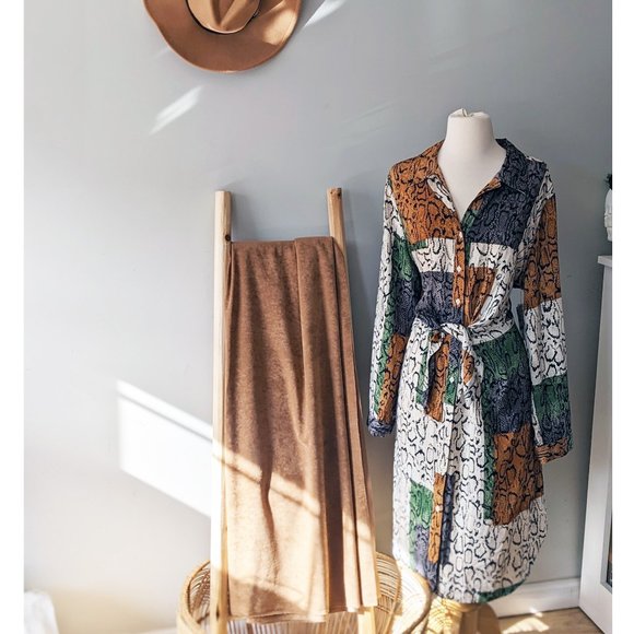 Nine West Dresses & Skirts - Nine West Snake Print Knot-Front Button-Up Shirt Dress